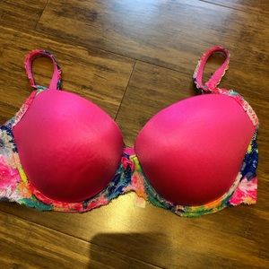 Victoria Secret pink push up bra